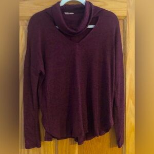 Sweater Cutout Chest Turtleneck Wine Black Heather Small